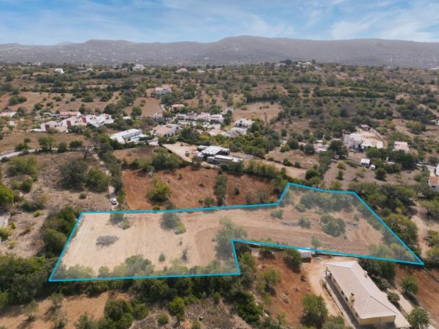 LOULÉ Terreno para construção
