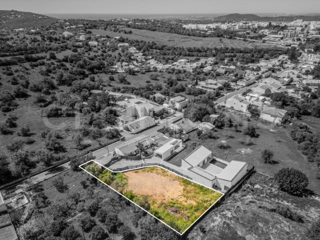 LOULÉ Terreno para construção