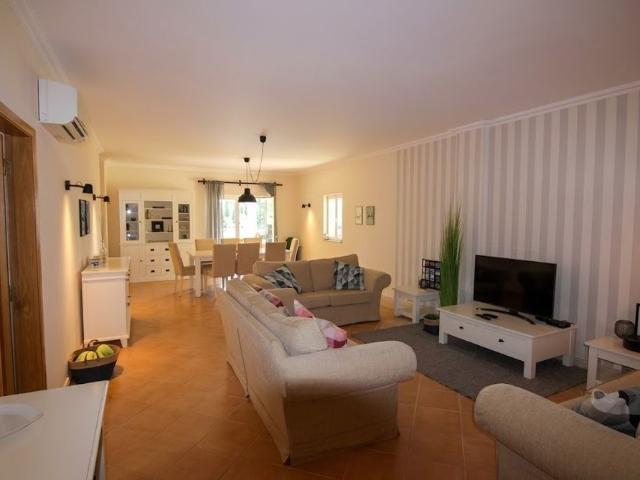 Loulé, Faro 8125 404