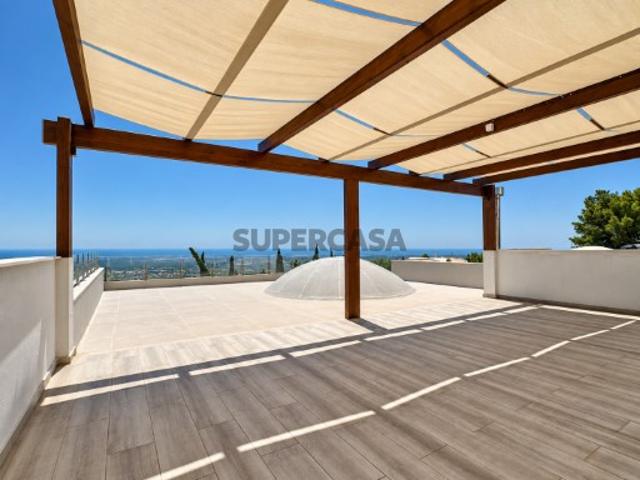 Loulé Moradia T2+1 com Vista Mar para Venda