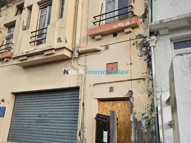 LOURDES CENTRE APPARTEMENT 204.45 M2 A RENOVER ENTIEREMENT
