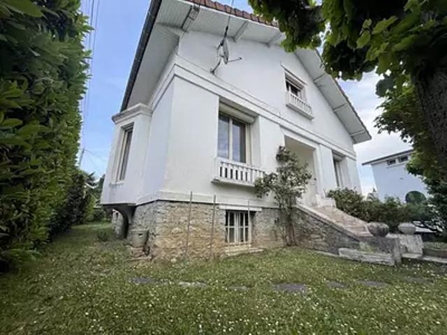 Lourdes 65100 Achat / Vente maison 5 pièces t5 parking