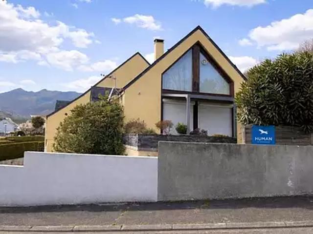 Lourdes 65100 Achat / Vente maison 5 pièces t5 parking