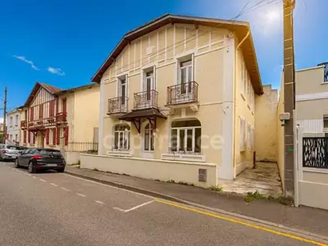 Lourdes 65100 Achat / Vente maison 7 pièces t7