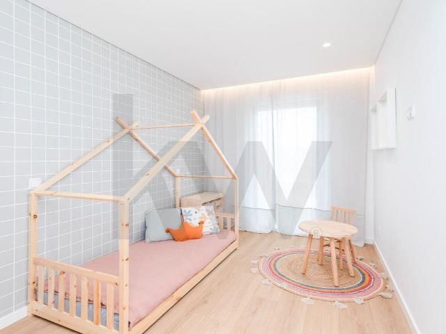 Loures | Moradias V2+1 NOVAS a estrear a 5min da A8 172m² Loures
