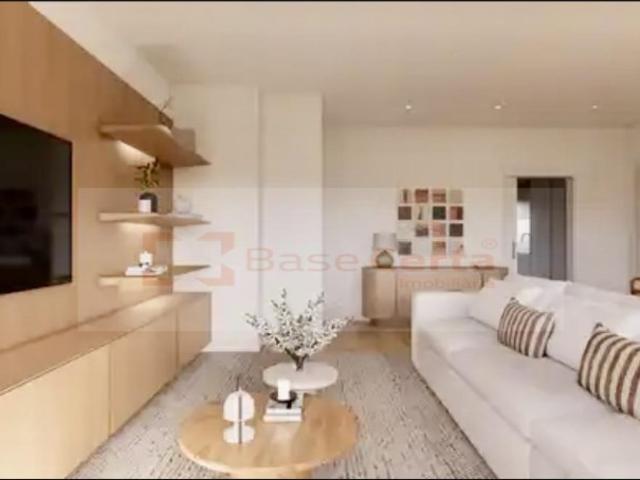 Loures T2, Garagem, Totalmente Equipado, Terraço, Central