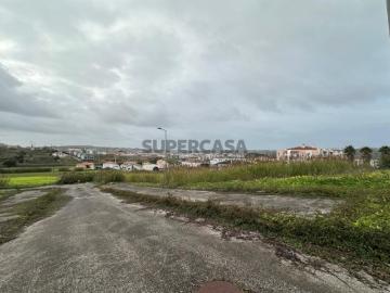 Lourinhã Lote de Terreno para Construção Prédio de Habitação