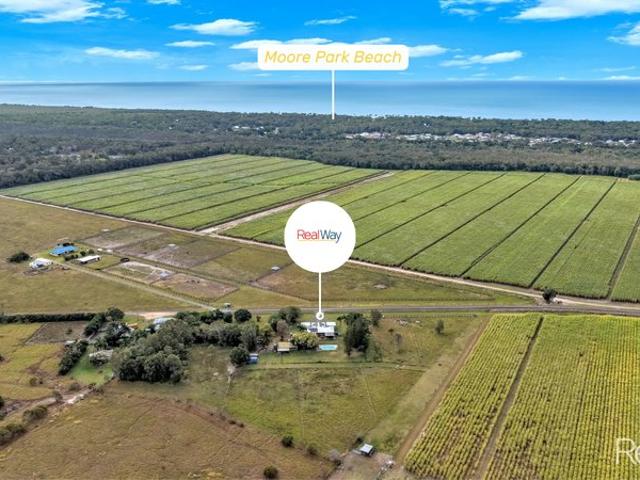 Love Acreage Property? Have a Horse or Two? Your Dream Lifestyle Starts Here.