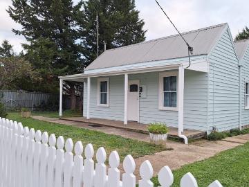 Love it, Live in it, ready to move in