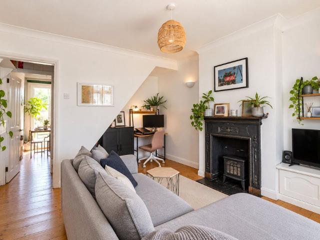 Love Lane, London, SE25 4NG