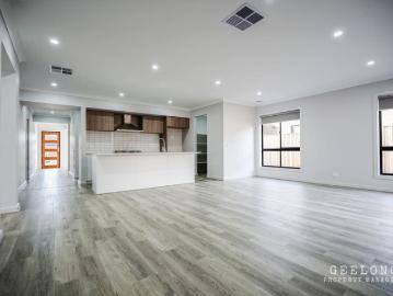 Lara, Greater Geelong, Victoria - Equipped kitchen