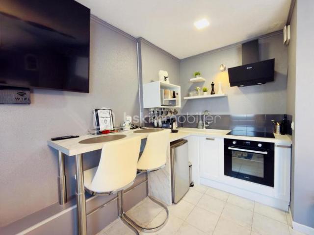 LOVE ROOM RENTABLE – 25 000 / AN – CLÉ EN MAIN – INVESTISSEMENT