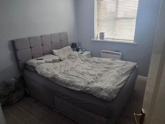 Lovegrove Drive, Slough SL2, 2 bed flat to rent, £1,600 pcm | PrimeLocation