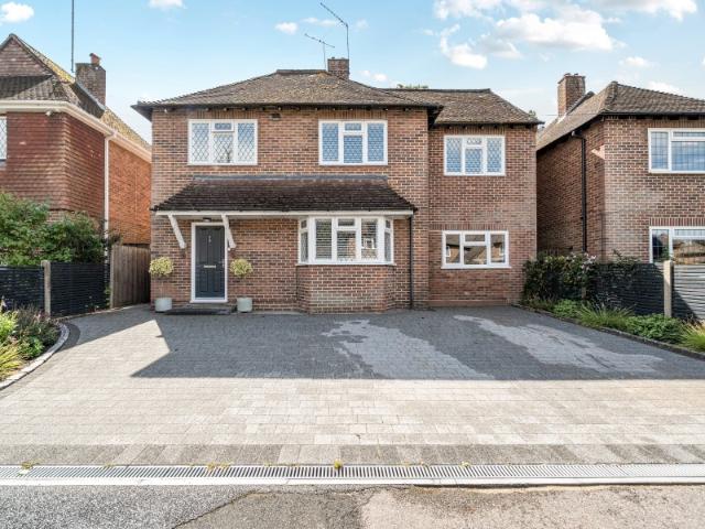 Lovelace Drive, Woking 5 bedrooms Property for lettings Seymours