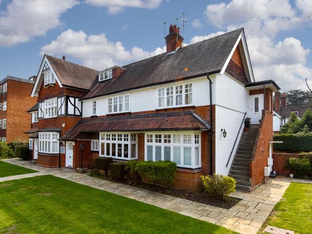Lovelace Road, Surbiton KT6, 1 bed flat to rent, £1,450 pcm | PrimeLocation