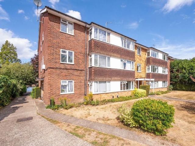 Lovelace Road, Surbiton KT6, 1 bed flat to rent, £1,500 pcm | PrimeLocation