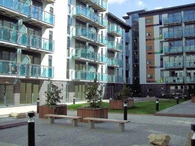 Lovell House Skinner Lane, Leeds LS7, 2 bed flat to rent, £1,000 pcm | PrimeLocation