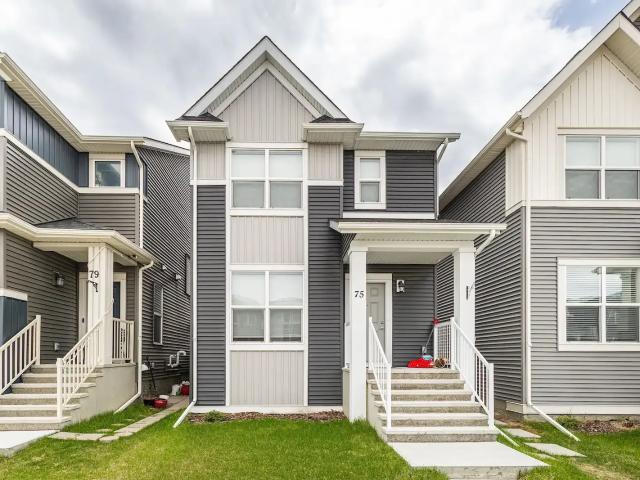 Lovely 3 BED 2.5 BATH IN CORNERSTONE — 3 Bedrooms Main Floor