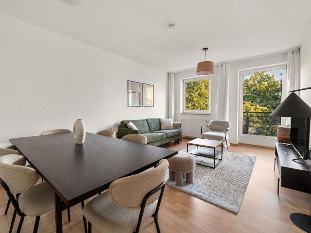 Lovely 3 Bedroom Apartment in Treptow, Berlin Amsterdam Apartments for Rent