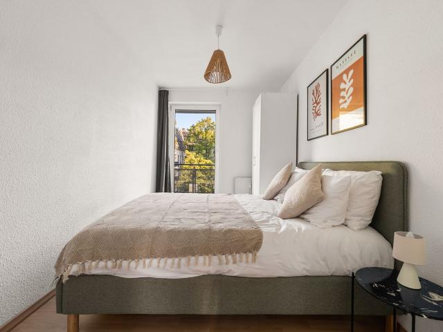 Lovely 3 Bedroom Apartment in Treptow, Berlin Amsterdam Apartments for Rent