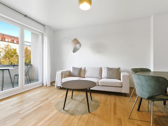 Lovely 3 Bedroom Apartment in Prenzlauer Berg, Berlin Amsterdam Apartments for Rent