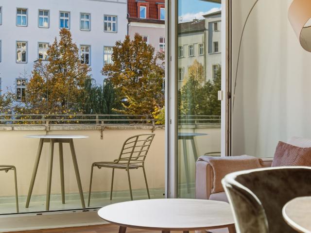 Lovely 3 Bedroom Apartment in Prenzlauer Berg, Berlin Amsterdam Apartments for Rent