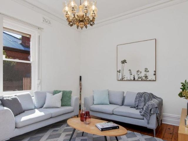 Lovely 3 Bedroom Character Family Home with It All&excl