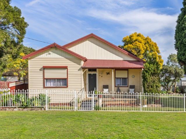 Lovely 3 Bedroom Cottage with Separate Teenage Retreat