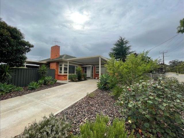 Lovely 3 Bedroom Home