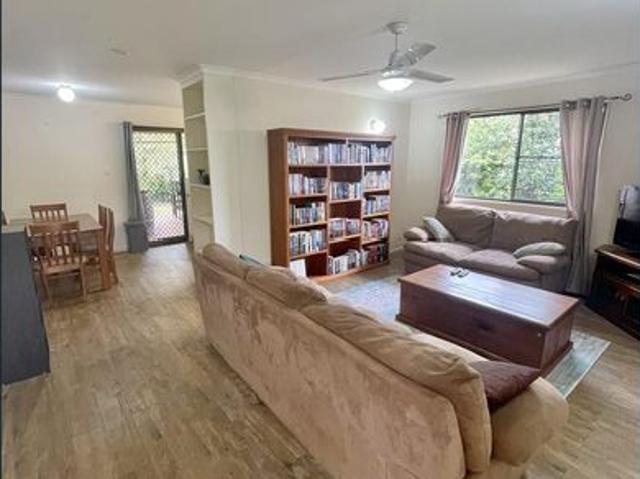 Lovely 3 Bedroom Home in Great Area