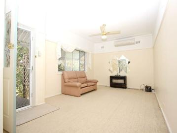Lovely 3 bedroom house for rent, available soon!