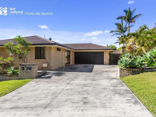 Lovely 3 Bedroom, 2 Bathroom Home in Seabreeze Estate