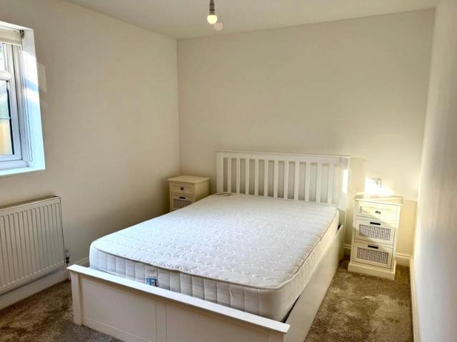 Lovely 1 Bed Flat Wanstead E11 Premium