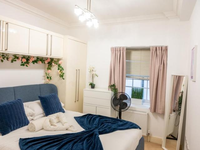 Lovely 1 Bed Flat SHORT LET Kensington & Chelsea