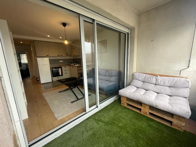 Lovely 1 bedroom with balcony, Saône river views, near Vaise station