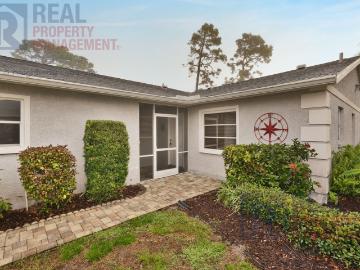 Must see! 2/2 available for annual lease!