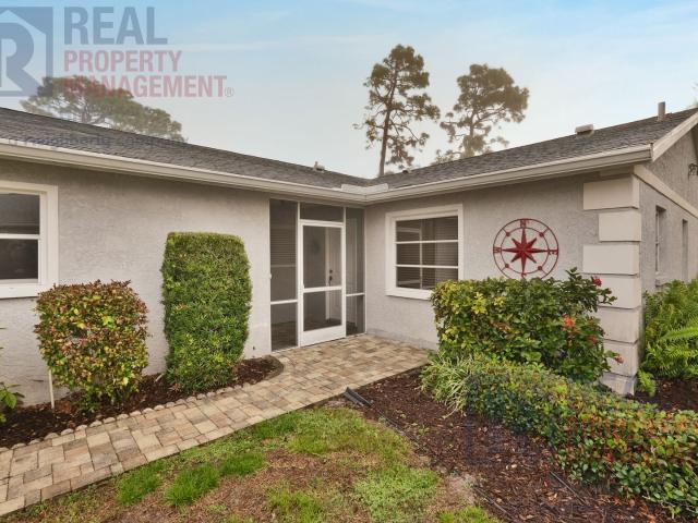 Must see! 2/2 available for annual lease!