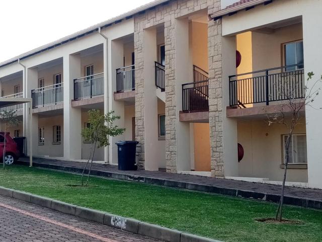 Lovely 2 Bedroom Apartment