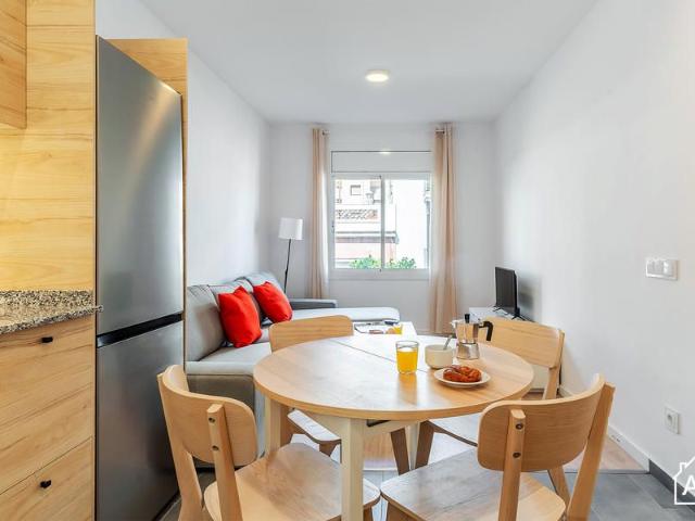 Lovely 2 Bedroom Apartment in Horta Guinardó