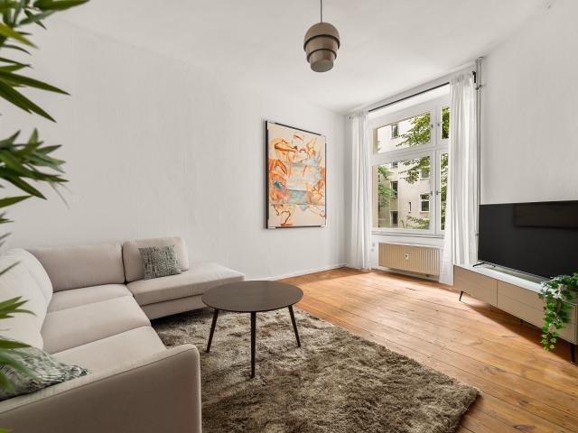 Lovely 2 Bedroom Apartment in Kreuzberg