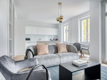 Lovely 2 Bedroom Furnished Apartment in Basel Vorstaedte, Basel Amsterdam Apartments for Rent