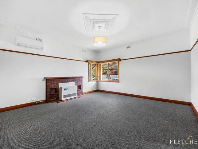 Lovely 2 Bedroom Home
