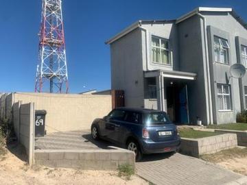 House for sale in Mfuleni, Cape Town Ward 108 - Parking