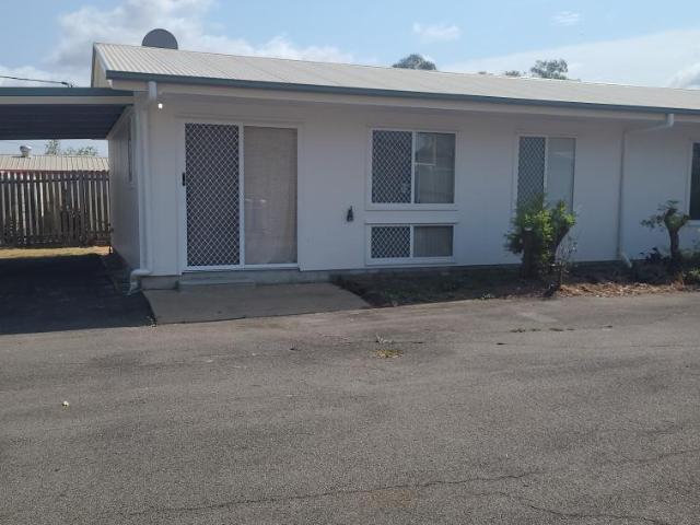 Lovely 2 Bedroom Unit