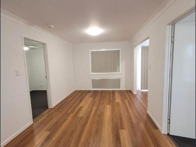 Lovely 2 Bedroom Unit