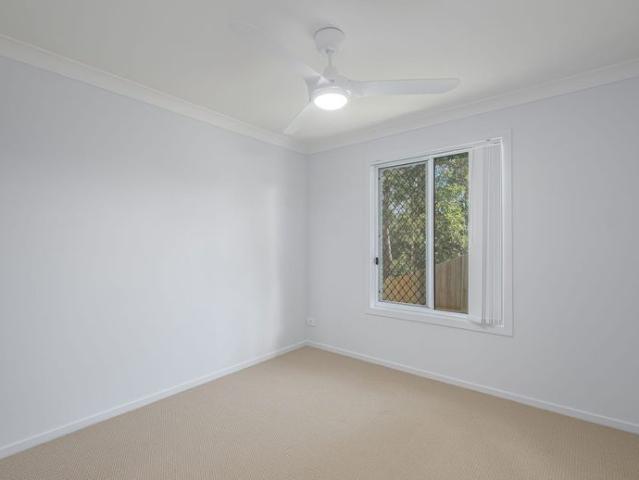 Lovely 2 bedroom unit in great location!