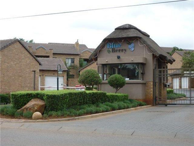 ✨ LOVELY 2 BEDROOM UNIT IN OLYMPUS, FAERIE GLEN ✨