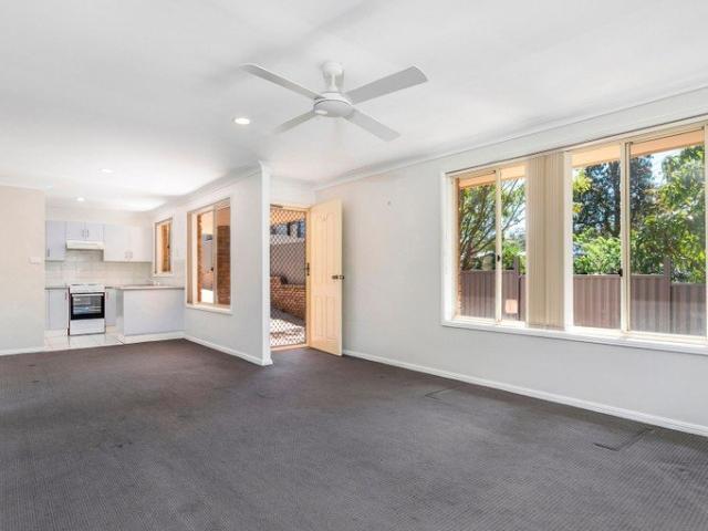 Lovely 2 bedroom unit on the Tilligerry Peninsula