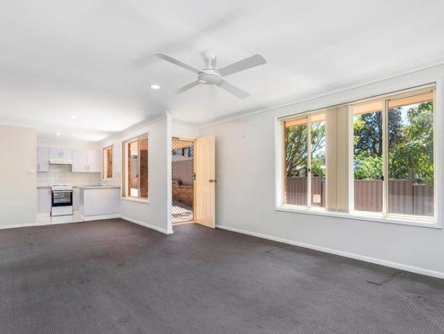 Lovely 2 bedroom unit on the Tilligerry Peninsula