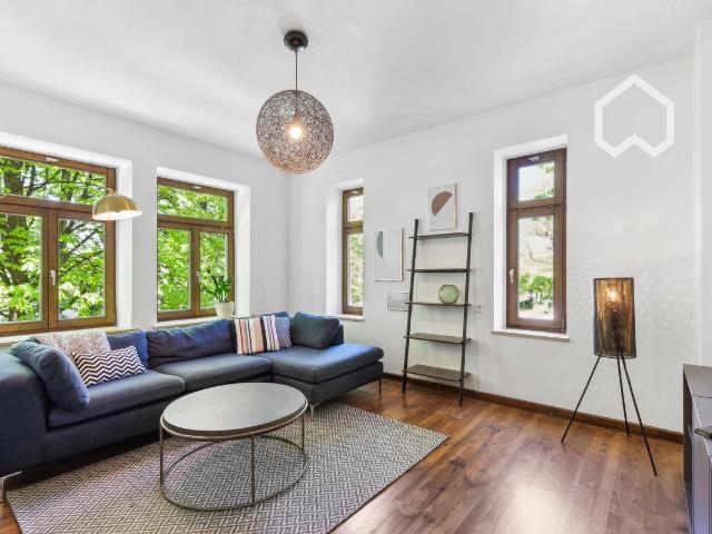 Lovely 2 BR apartment in historic Altperlach, Munchen Amsterdam Apartments for Rent